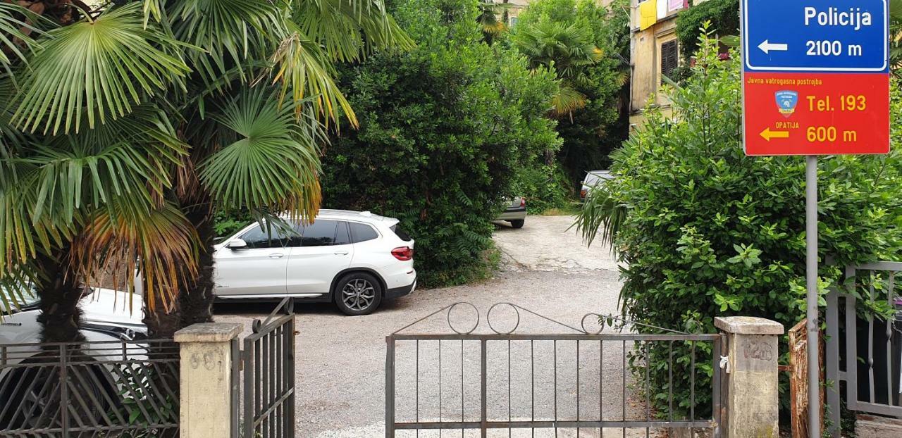 Apartment Kaza In Center, With Terrace, Private Parking, Step To The Sea